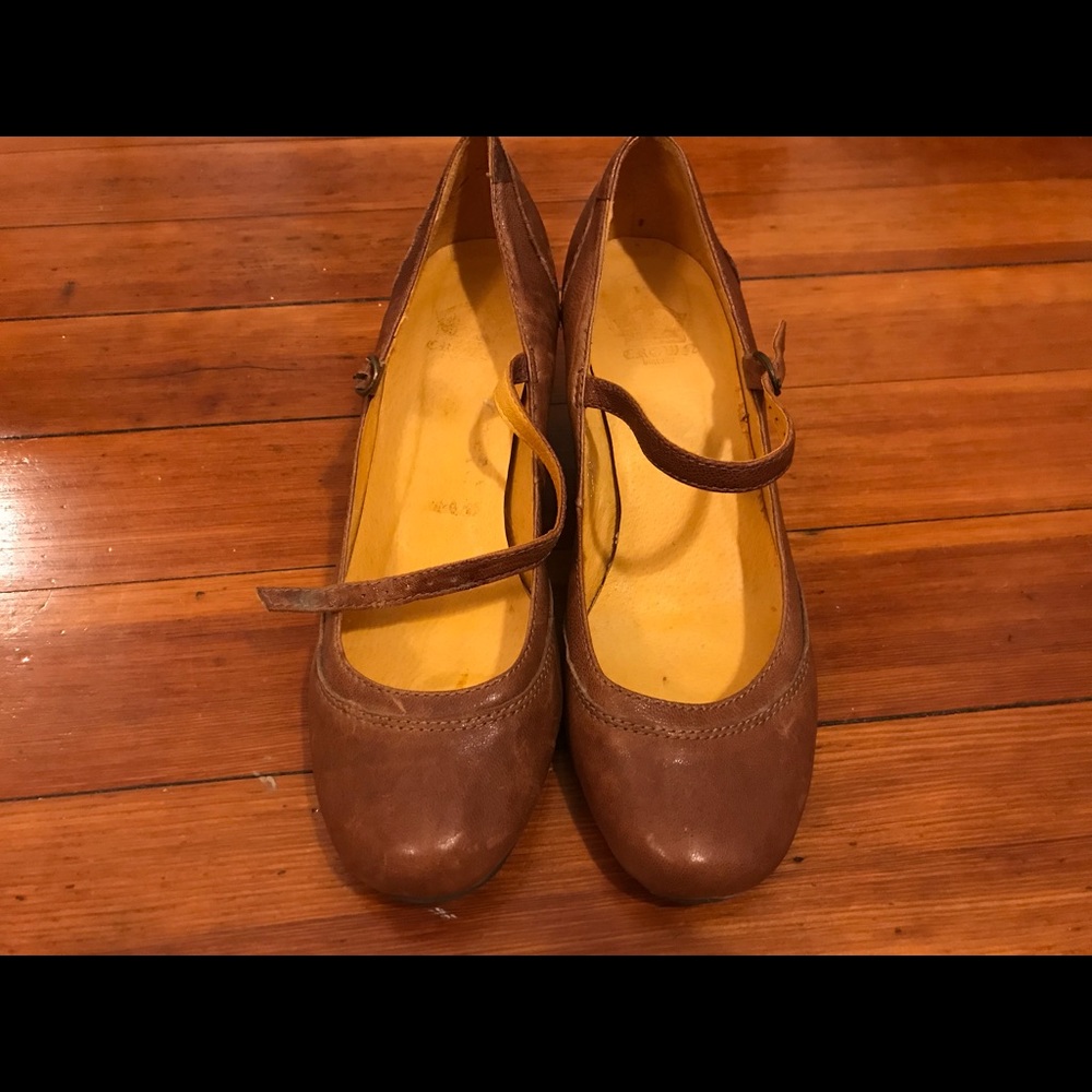 MaryJane style shoes. Vintage born crown.